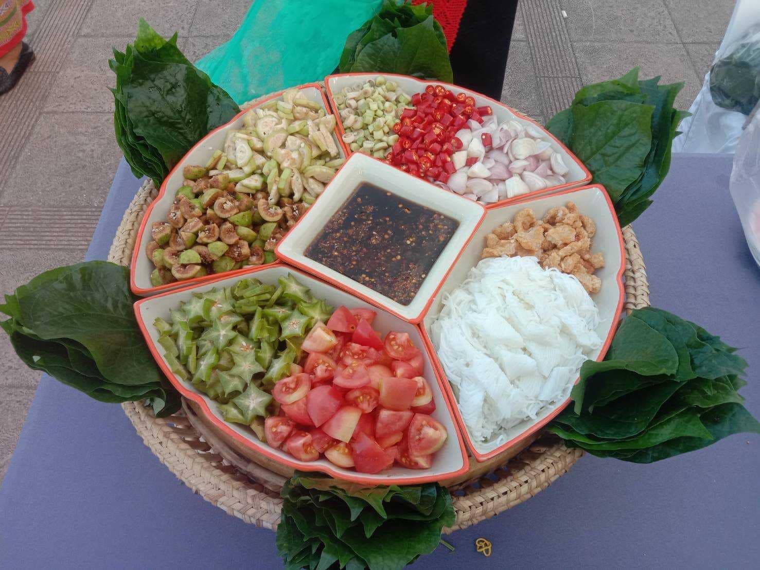 เมี่ยงตาสวดไทแสก